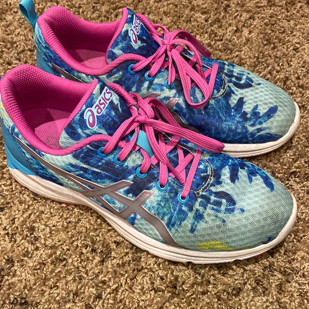 Bright Womens size 8 Asics